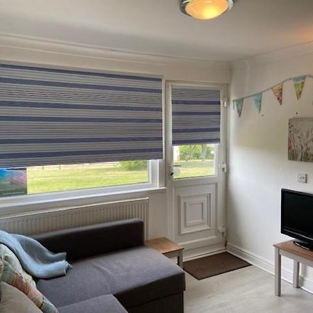 Chalet 87 Sandown Bay Holiday Centre Generous Money Off Ferry Crossing & Special Offer Until End Of June, September And Halloween Deals Now On المظهر الخارجي الصورة