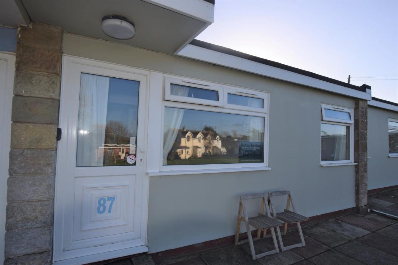 Chalet 87 Sandown Bay Holiday Centre Generous Money Off Ferry Crossing & Special Offer Until End Of June, September And Halloween Deals Now On المظهر الخارجي الصورة