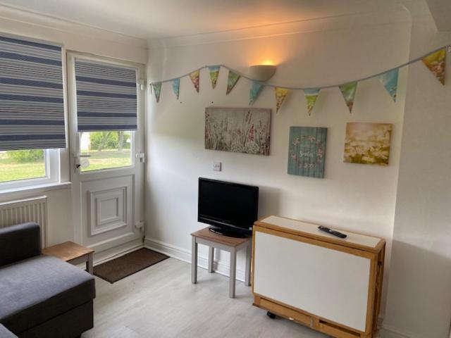 Chalet 87 Sandown Bay Holiday Centre Generous Money Off Ferry Crossing & Special Offer Until End Of June, September And Halloween Deals Now On المظهر الخارجي الصورة